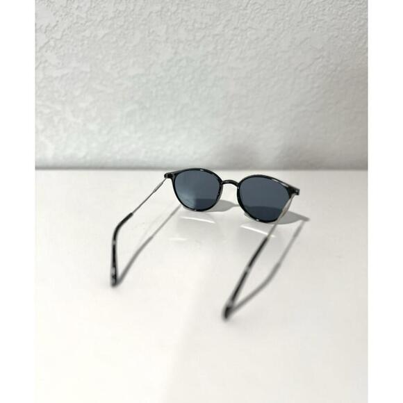 Small Round Sunglasses Set for Women and Men - Set Of 2 (Brown And Black) - Picture 5 of 11